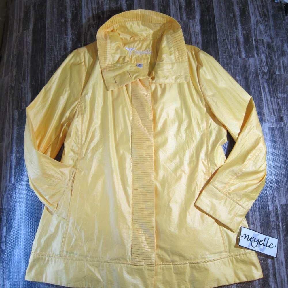NWT, Neyelle Shell Rain Jacket-Pleat Detailing